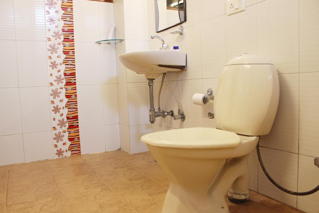 Hotel Delhi Marine Club C6 Vasant Kunj 新德里 外观 照片